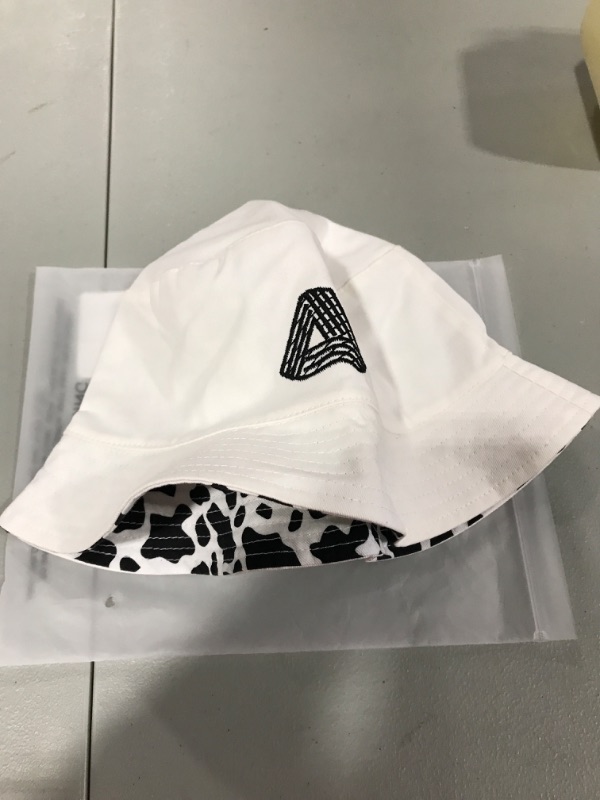 Photo 2 of accsa Tie-dye Bucket Hat for Women Wide Brim Reversible Bucket Hat Packable Summer Sun Hat
