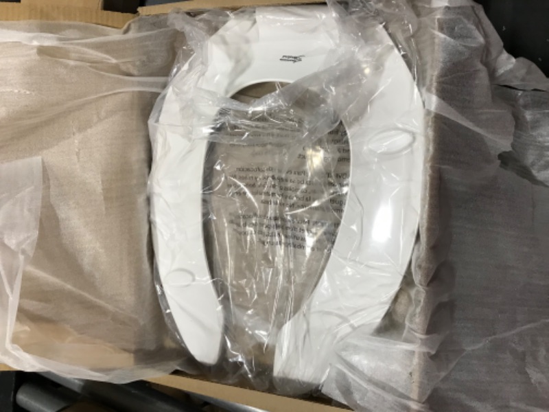 Photo 1 of American Standard 5901110T.020 Toilet Seat, White

