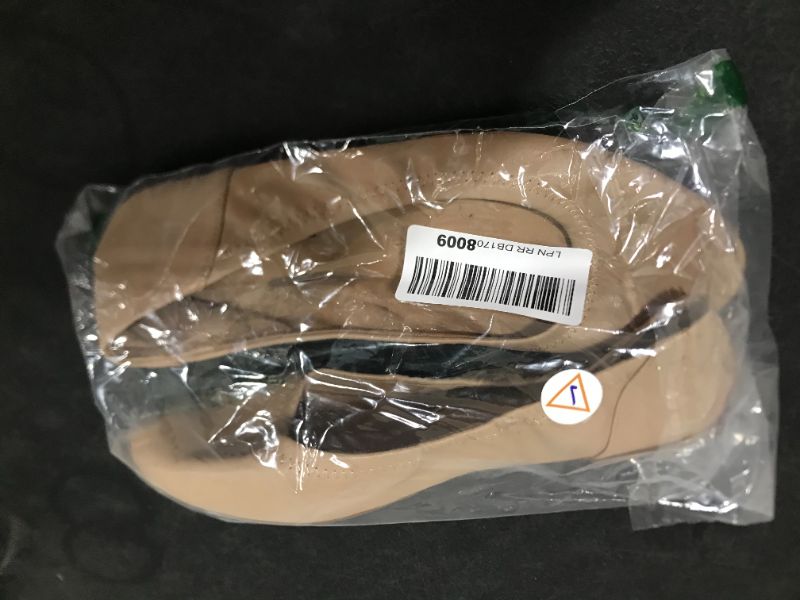 Photo 2 of Amazon Essentials Women's Belice Ballet Flat Size 11 