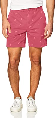 Photo 1 of Amazon Essentials Men's Classic Fit 7" Short Size 33 
