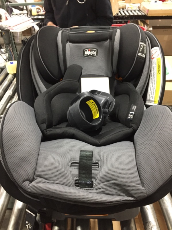 Photo 2 of Chicco Fit4 4-In-1 Convertible Car Seat - Onyx | Black/Grey