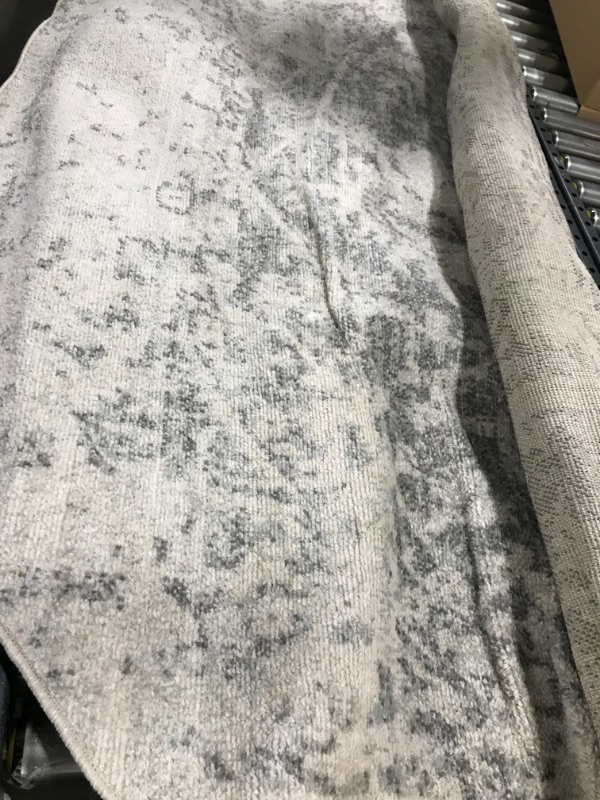 Photo 1 of 6'7*9ft Oval White Decorative Rug 