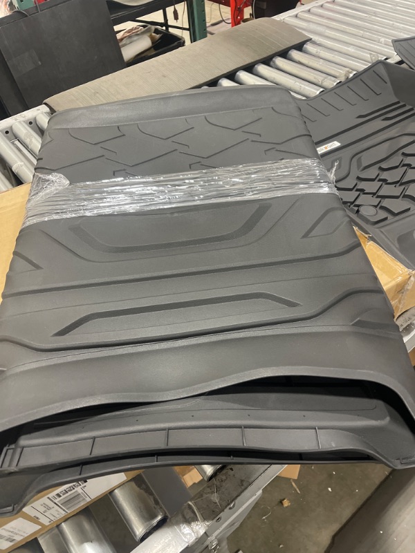 Photo 3 of BRYGHT FLOOR MATS FOR 2019-2021 DODGE RAM 500 CREW CAB