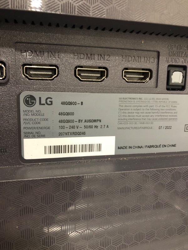 Photo 3 of LG 48GQ900-B 48” Ultragear™ UHD OLED Gaming Monitor with Anti-Glare, 1.5M : 1 Contrast Ratio & DCI-P3 99% (Typ.) with HDR 10.1ms (GtG) 120Hz Refresh Rate, HDMI 2.1 with 4-Pole Headphone Out