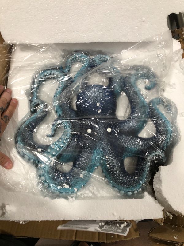 Photo 3 of 15.5 in. H Deadly Blue Octopus of the Coral Reef Wall Sculpture
 