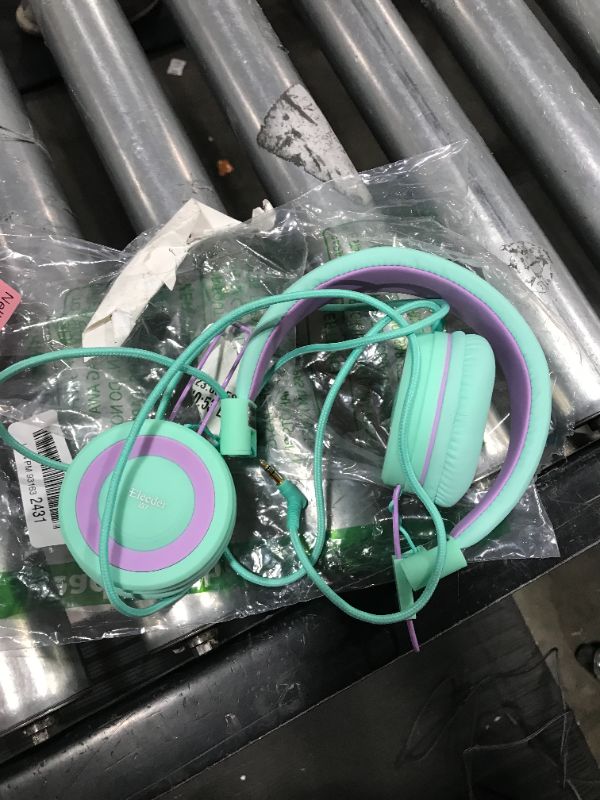 Photo 2 of Elecder i37 Kids Headphones Children Girls Boys Teens Foldable Adjustable On Ear Headphones 3.5mm Jack Compatible Cellphones Computer MP3/4 Kindle School Tablet Green/Purple