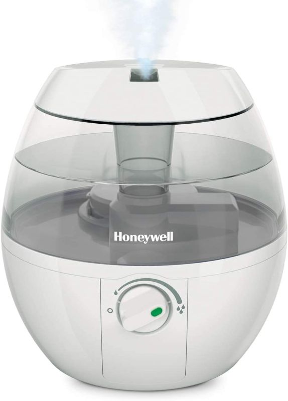 Photo 1 of Honeywell HUL520W MistMate Ultrasonic Cool Mist Humidifier, White – Cool Mist Humidifier for Bedroom, Home or Office
