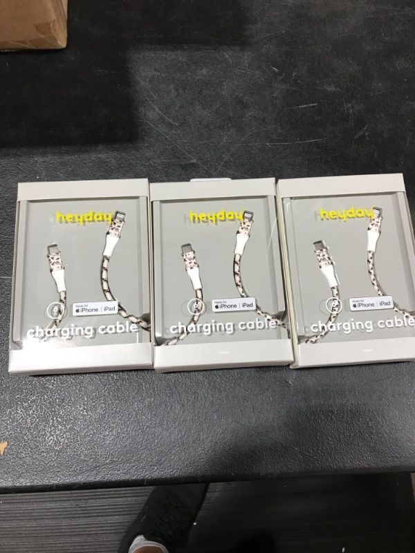 Photo 2 of heyday™ Lightning to USB-C Braided Cable

PACK OF 3 
