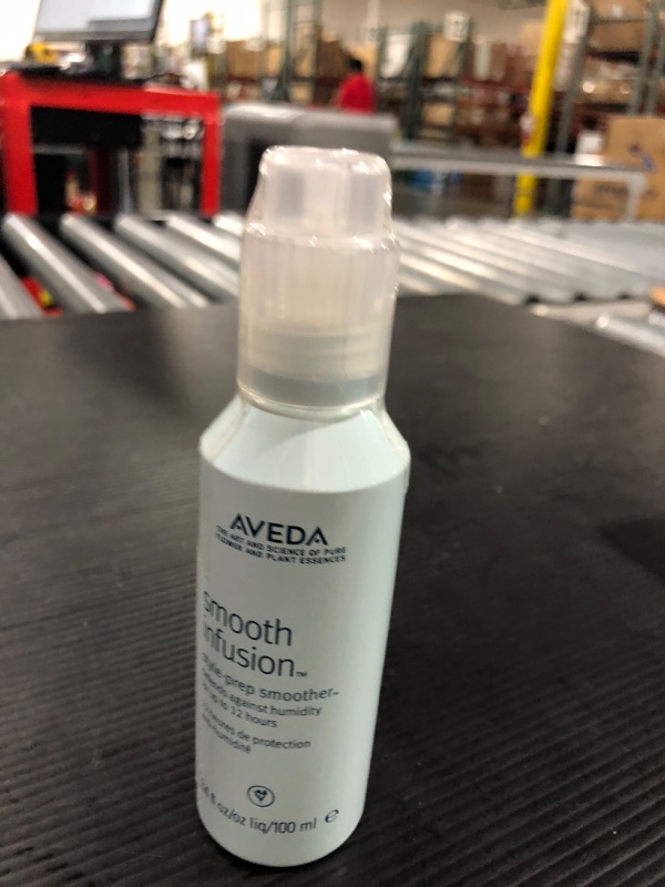 Photo 2 of Aveda Smooth Infusion Style-Prep Smoother 3.4 oz
exp: