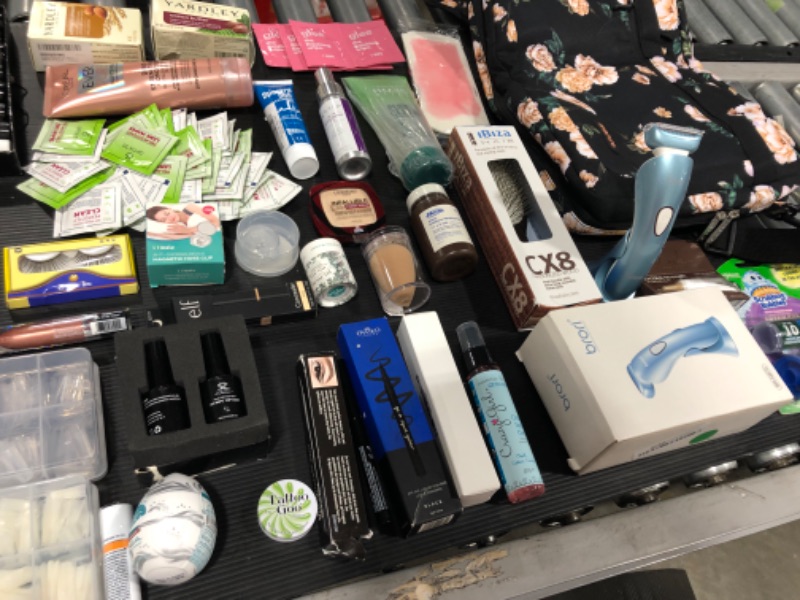 Photo 2 of @@@ BOX LOT @@@
EVERY WOMEN'S DREAM BUNDLE 