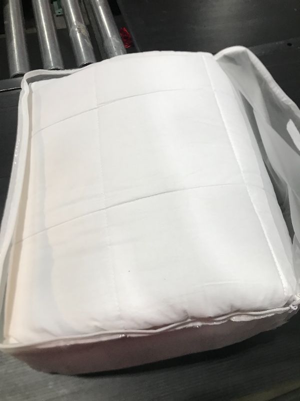 Photo 2 of 15lb Weighted Blanket White SZ 80" x 90"