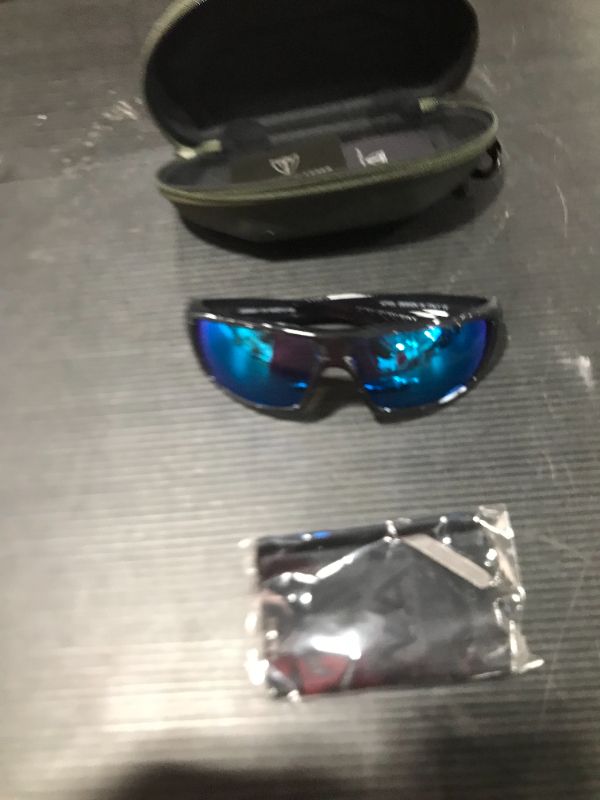 Photo 2 of ATTCL Sports Polarized Sunglasses For Men Cycling Driving Fishing 100% UV Protection
