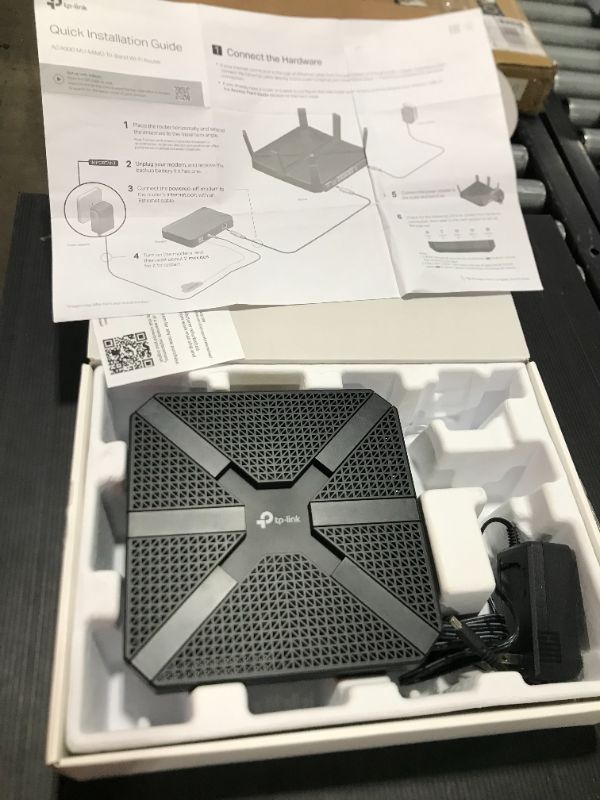 Photo 1 of Router WiFi inteligente TP-Link AC4000 – Router Tri Banda, MU-MIMO, Servidor VPN, Antivirus/Control Parental, CPU de 1,8 GHz, Gigabit, Beamforming, (Archer A20), Negro
