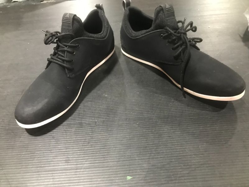 Photo 3 of ALDO Men's Preilia Sneaker size 7 
