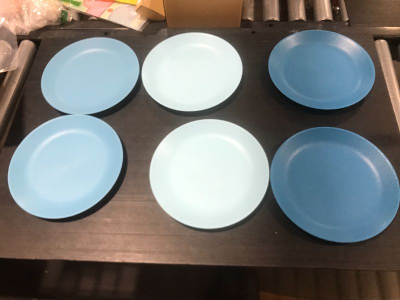 Photo 1 of 6 PACK Plastic Plates In Blue