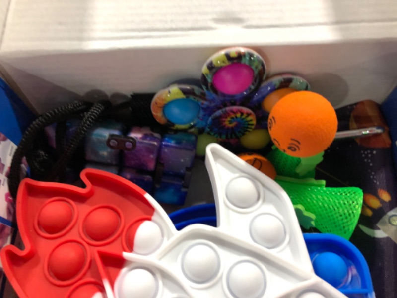 Photo 3 of Pop Toy Pack Fidget Sensory Fidgets Kid Bulk Toys Party Favors It Boy Favor Kids Boys Poppet Set 3 4 5 6 7 8 9 10 12 Year Old Gift Birthday Gifts Prizes Box Classroom Stocking Stuffers
