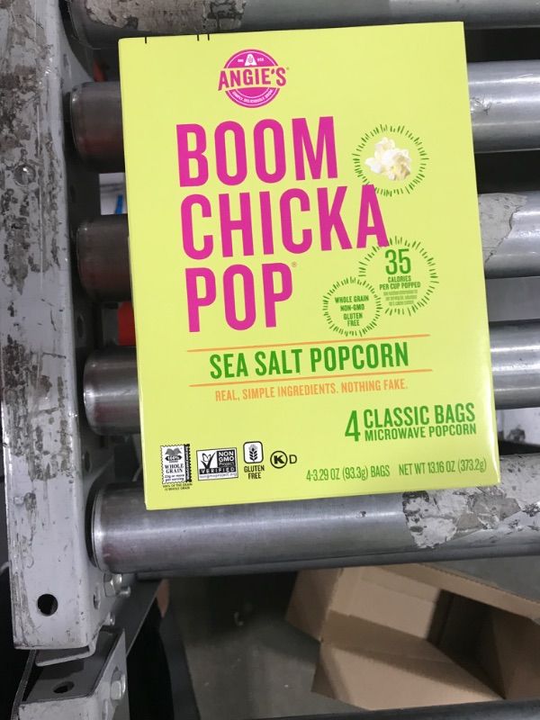 Photo 1 of Angie's BOOMCHICKAPOP Sea Salt Microwave Popcorn, 3.29 Oz Bags, 13.16 Oz, 4 PACK. EXP: 08/09/2023
