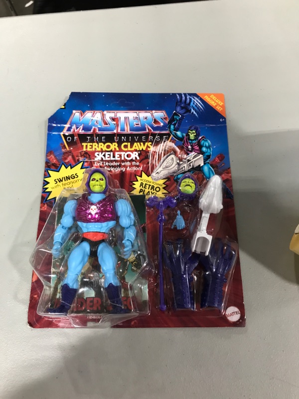 Photo 2 of Masters of the Universe Origins Terror Claws Skeletor Action Figure