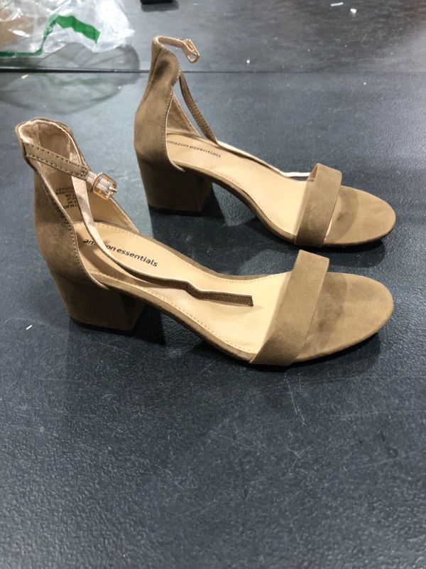 Photo 1 of Women's Heels, 7.5