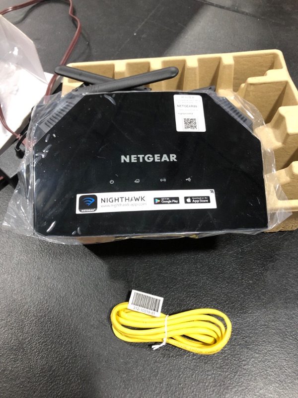 Photo 2 of NETGEAR AC1600 Dual Band Gigabit WiFi Router (R6260), Black