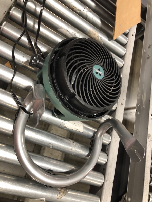 Photo 2 of Vornado EXO51 7.5 in. Small Heavy-Duty Floor Fan, Air Circulator Shop Fan, Green USE FOR PARTS 