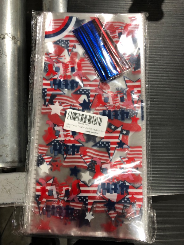 Photo 2 of 160 pcs Patriotic Cellophane Bags 4th of July Treat Bag Candy Goodie Bags with Ties for Independence Day Party Supplies, 8 Styles
