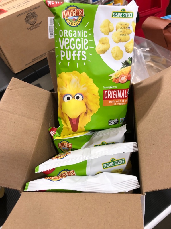 Photo 2 of Earth's Best Organic Sesame Street Toddler Snacks, Veggie Puffs, Original, 1.55 Oz (Pack of 4) EXPIRED! **BEST BY:07/11/2022**