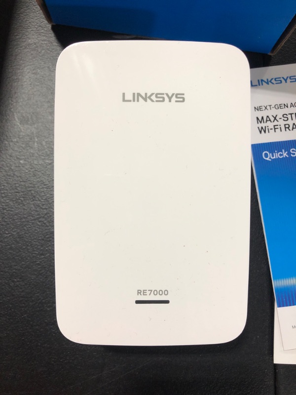 Photo 2 of Linksys RE7000 AC1900 Gigabit Range Extender / Wi-Fi Booster / Repeater MU-MIMO (Max Stream RE7000)