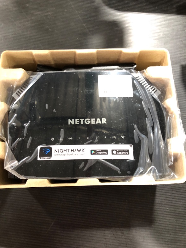 Photo 2 of NETGEAR WiFi Router (R6120) - AC1200 Dual Band Wireless Speed (up to 1200 Mbps) | Up to 1200 sq ft Coverage & 20 Devices | 4 x 10/100 Fast Ethernet and 1 x 2.0 USB ports