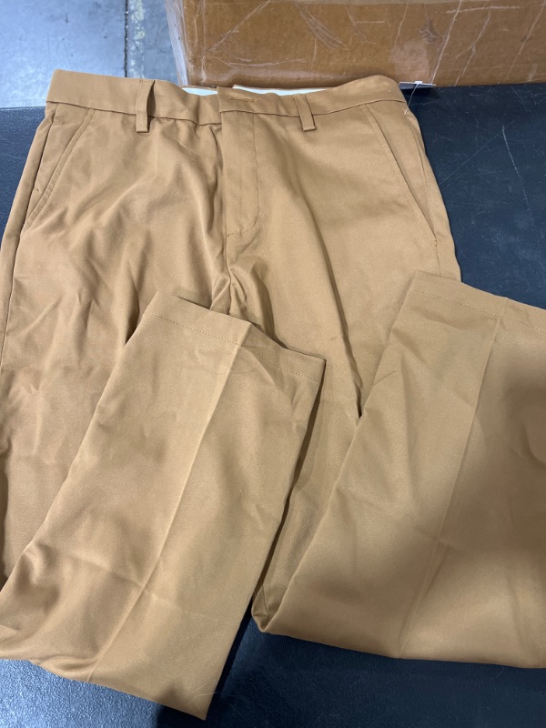 Photo 2 of Amazon Essentials Men's Classic-Fit Stretch Golf Pant Polyester Blend Light Khaki Brown 32W x 29L