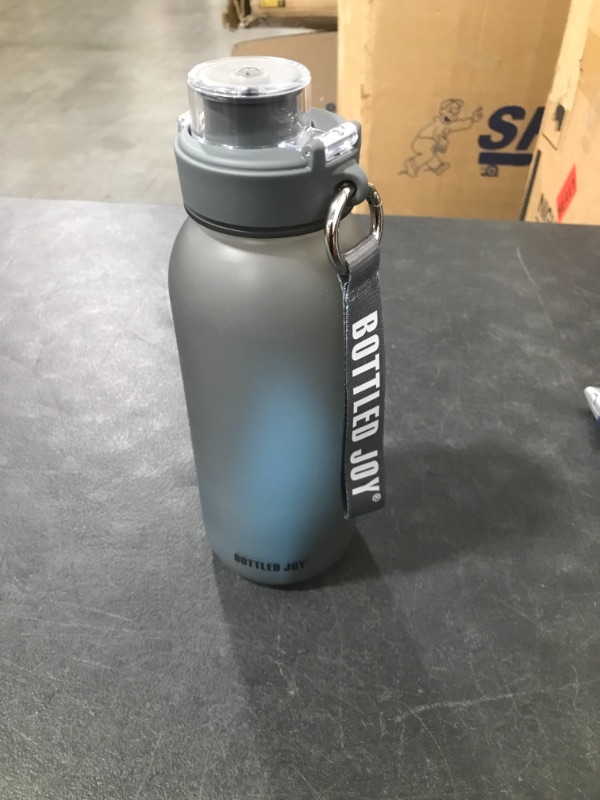 Photo 1 of 31OZ WATER BOTTLE 