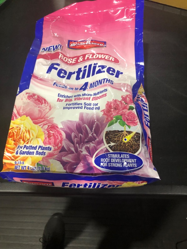 Photo 2 of BioAdvanced 709100A Rose & Flower Fertilizer Granules 4 Lb
