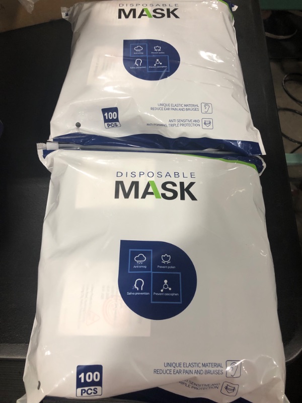 Photo 1 of 200 PCS DISPOSABLE MASK