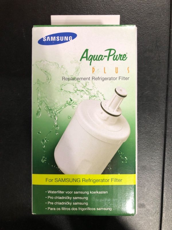Photo 2 of SAMSUNG Genuine Filter for Refrigerator Water and Ice, Carbon Block Filtration for Clean, Clear Drinking Water