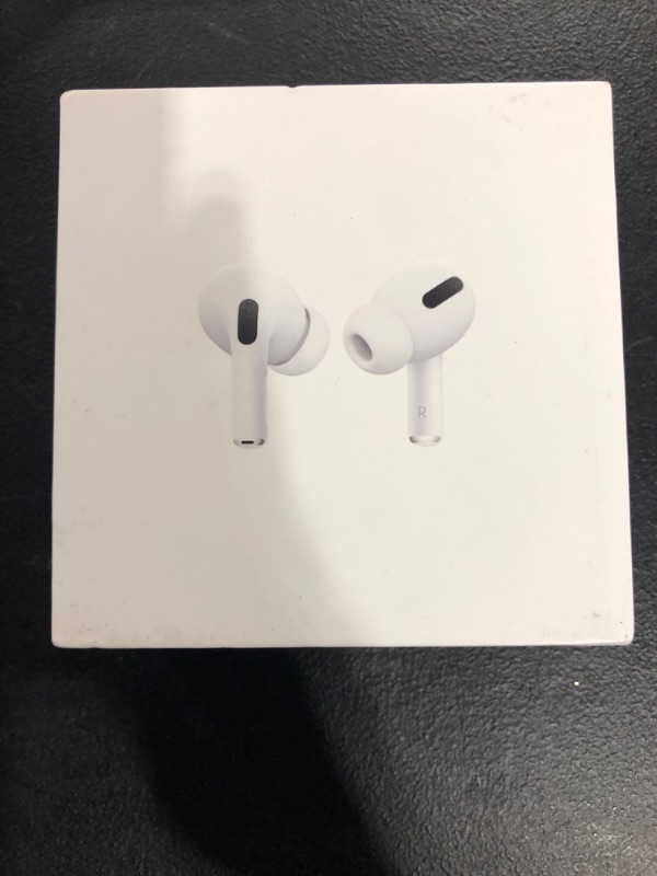 Photo 2 of Apple AirPods Pro
