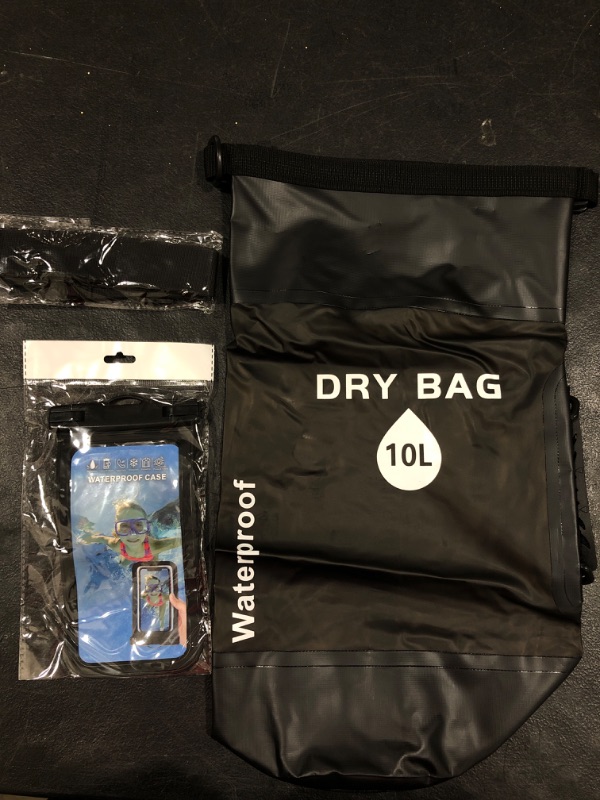 Photo 1 of 10L Dry bag and waterproof phone pouch 