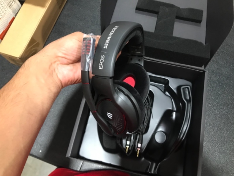 Photo 3 of EPOS I SENNHEISER GAME ZERO Gaming Headset, Closed Acoustic with Noise Cancelling Microphone, Foldable, Flip-to-mute, Ligthweight, PC, Mac, Xbox One, PS4, Nintendo Switch, and Smartphone compatible.
