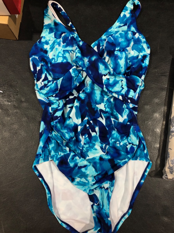 Photo 1 of American Trends Womens One Piece Bathing Suits Color Block Print Criss Cross Back Swimsuits Athletic Swimwear Size-L