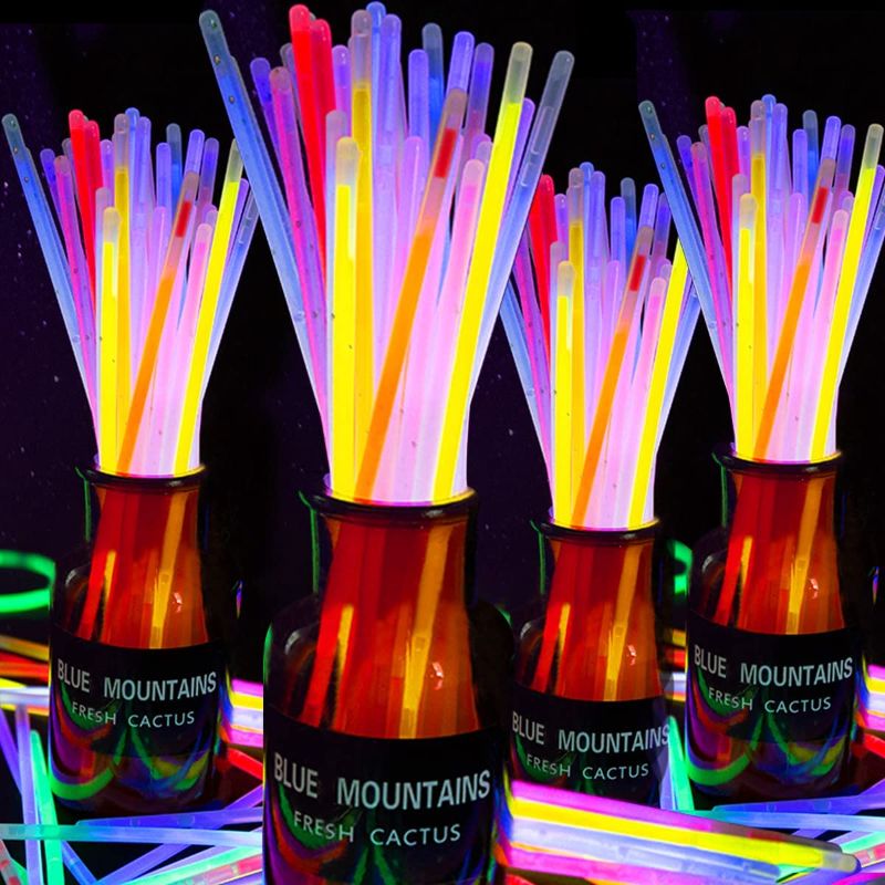 Photo 1 of 400 8"Glow Sticks Bulk for Kids Adults,Glow in the Dark Party Supplies Favors with 400 Connectors,8 color Neon Light up Toy Bracelets and Necklaces fit Holiday Birthday Concert Party
