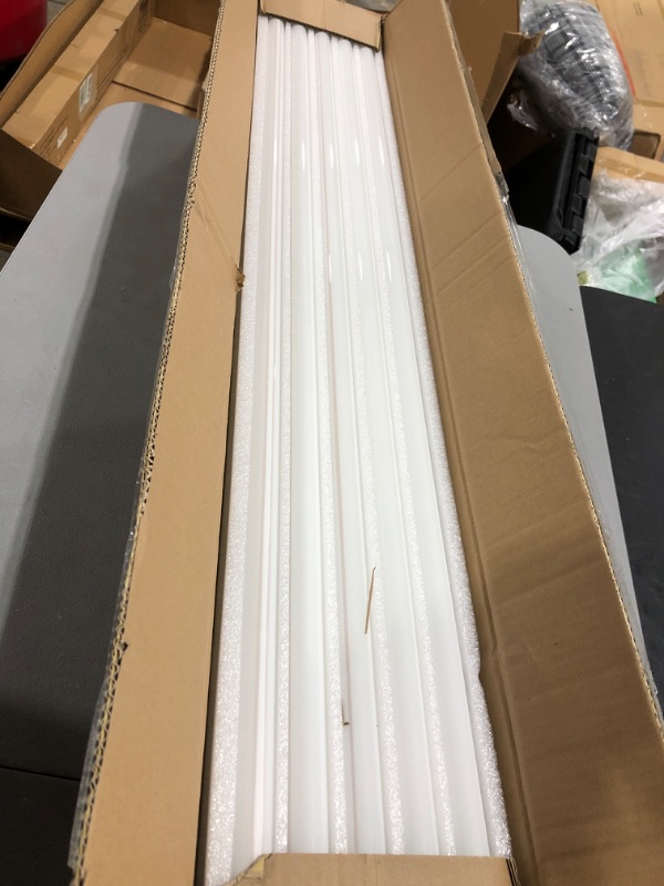 Photo 2 of 20 Pack 4FT LED T8 Hybrid Type A+B Light Tube, 18W, Plug & Play or Ballast Bypass, Single-Ended OR Double-Ended, 5000K, 2400lm, Frosted Cover, T8 T10 T12 for G13, , 120-277V, UL Listed 4 Ft | 5000k