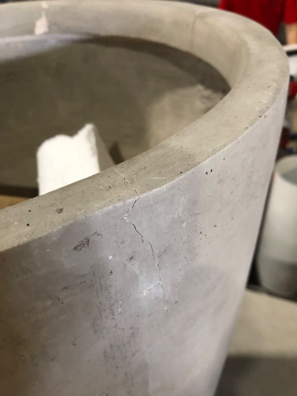 Photo 1 of **SEE NOTES**
Kante 31.4" Weathered Concrete Finish Concrete Tall Planters Large Outdoor Indoor Decorative Plant Pots with Drainage Hole and Rubber Plug, Modern Tapered Style for Home and Garden Weathered Concrete 31.4" 
