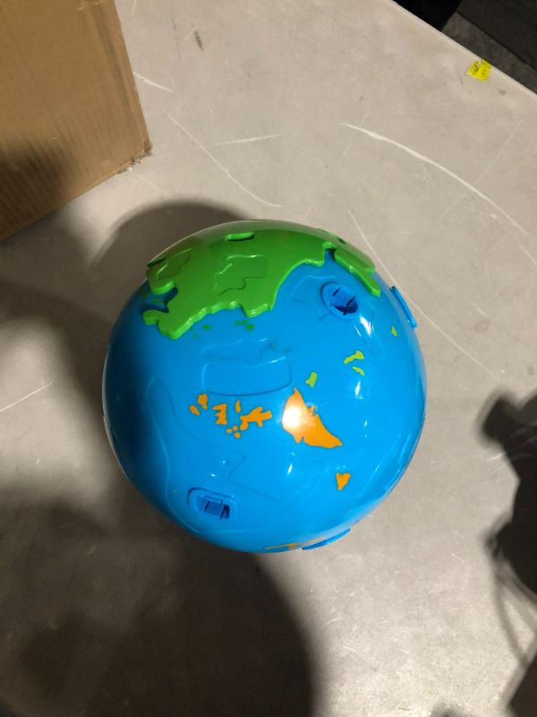 Photo 3 of ***MISSING PARTS - SEE NOTES***
Learning Resources Puzzle Globe, 7 Continent Pieces, 8 Inches