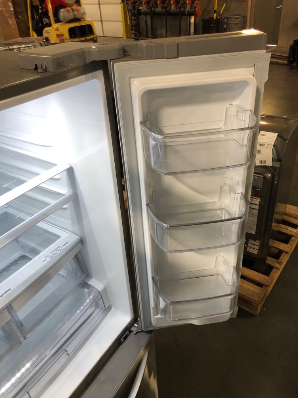 Photo 3 of LG 22 cu. ft. French Door Refrigerator