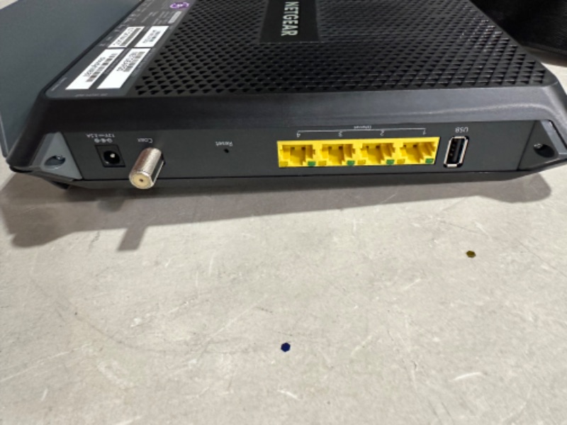 Photo 6 of MISSING POWER SUPPLY*****
NETGEAR Nighthawk Cable Modem WiFi Router Combo C7000