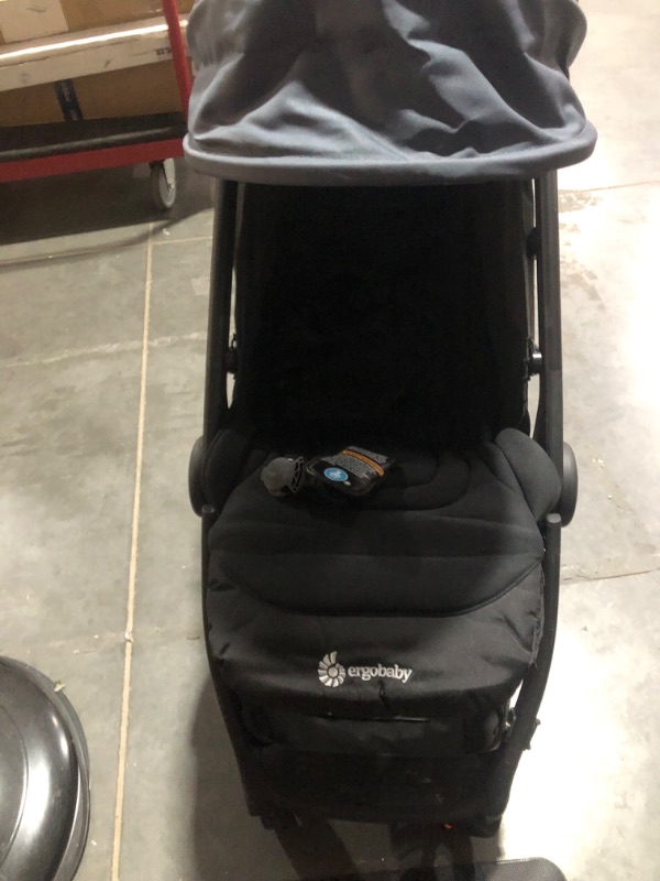 Photo 7 of (USED AND HELLA DIRTY) Ergobaby Metro+ Compact Baby Stroller, Lightweight Umbrella Stroller Folds Down for Overhead Airplane Storage (Carries up to 50 lbs), Car Seat Compatible, Slate Grey