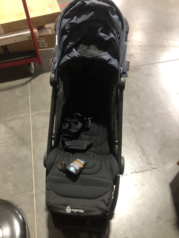 Photo 6 of (USED AND HELLA DIRTY) Ergobaby Metro+ Compact Baby Stroller, Lightweight Umbrella Stroller Folds Down for Overhead Airplane Storage (Carries up to 50 lbs), Car Seat Compatible, Slate Grey