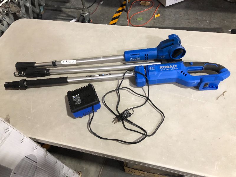 Photo 1 of ***NONFUNCTIONAL - BLADE AND BATTERY MISSING - SEE NOTES***
Kobalt 24-volt 8-in Cordless Electric Pole Saw (Bare Tool)