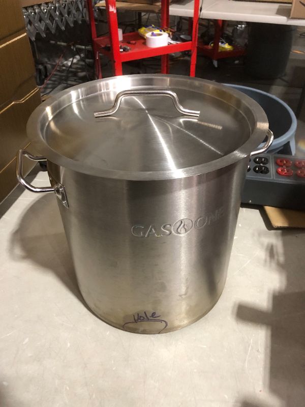 Photo 2 of ***HAS A HOLE IN IT - SEE PICTURES***
GasOne Stainless Steel Stockpot – 20qt