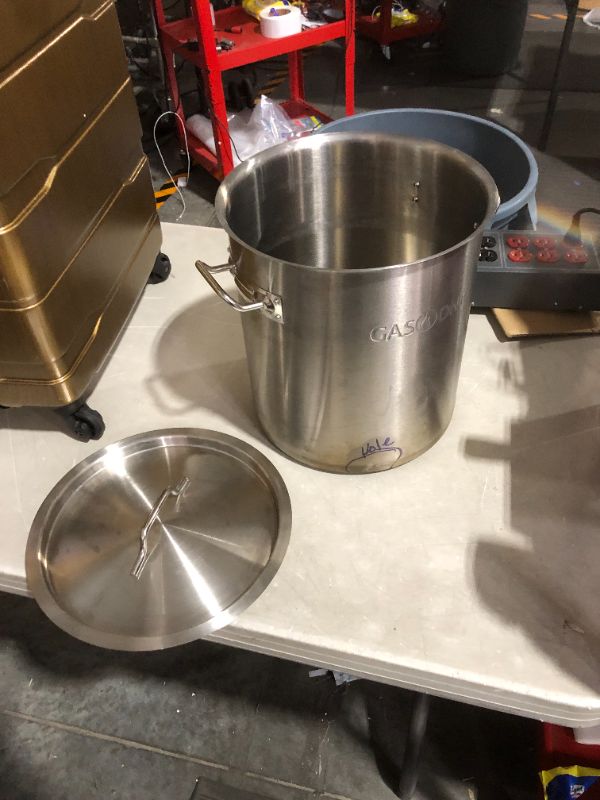 Photo 3 of ***HAS A HOLE IN IT - SEE PICTURES***
GasOne Stainless Steel Stockpot – 20qt