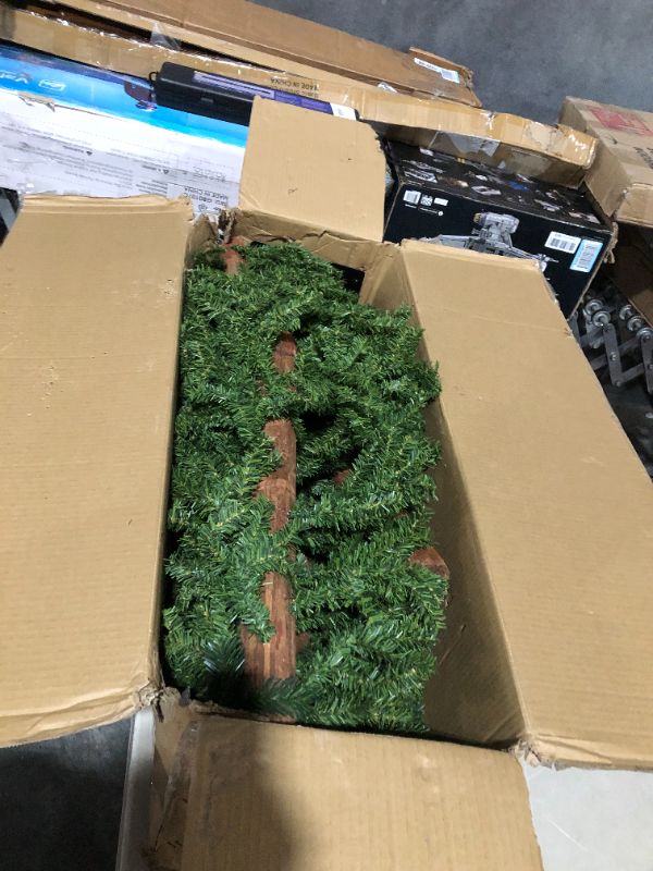 Photo 1 of ***HARDWARE MISSING - CANNOT BE ASSEMBLED***
Vickerman 4' 5' 6' Natural Alpine Artificial Christmas Tree Set
